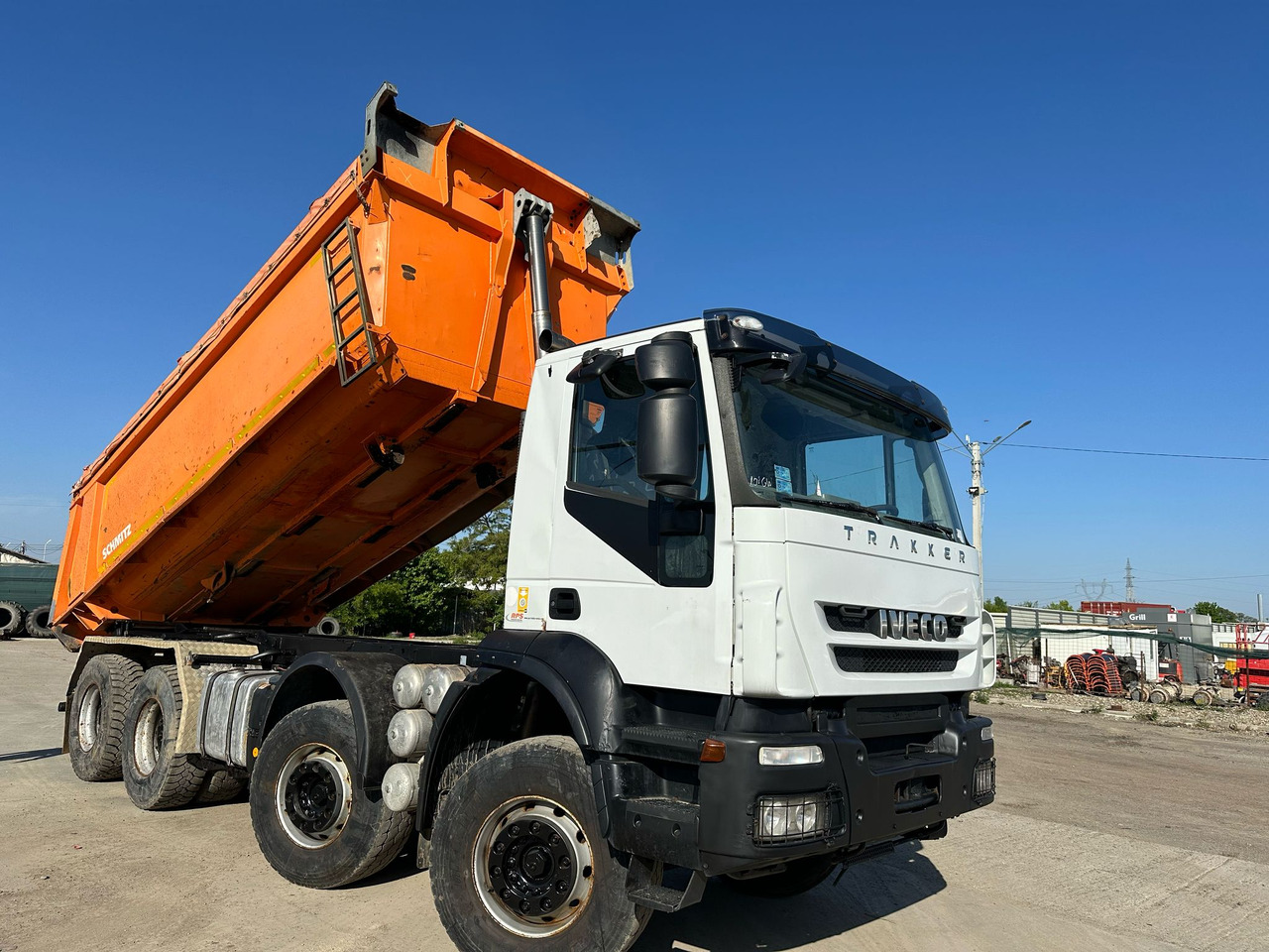 Iveco Trakker Tipper - Kallurauto: pilt 1 Iveco Trakker Tipper - Kallurauto: pilt 1