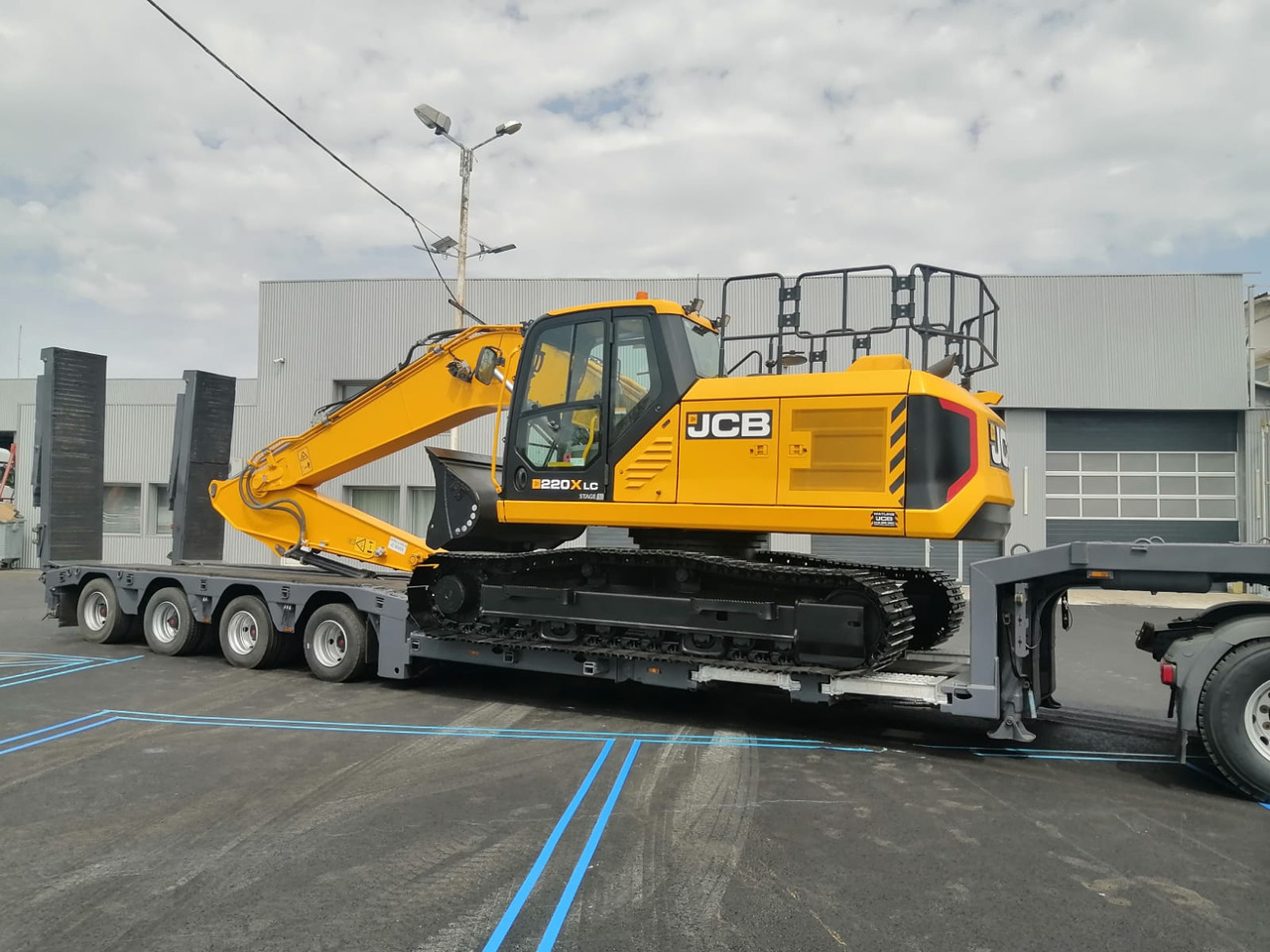 JCB 220X LC, AC, EXCAVATOR TOP !!! - Lintekskavaator: pilt 1 JCB 220X LC, AC, EXCAVATOR TOP !!! - Lintekskavaator: pilt 1