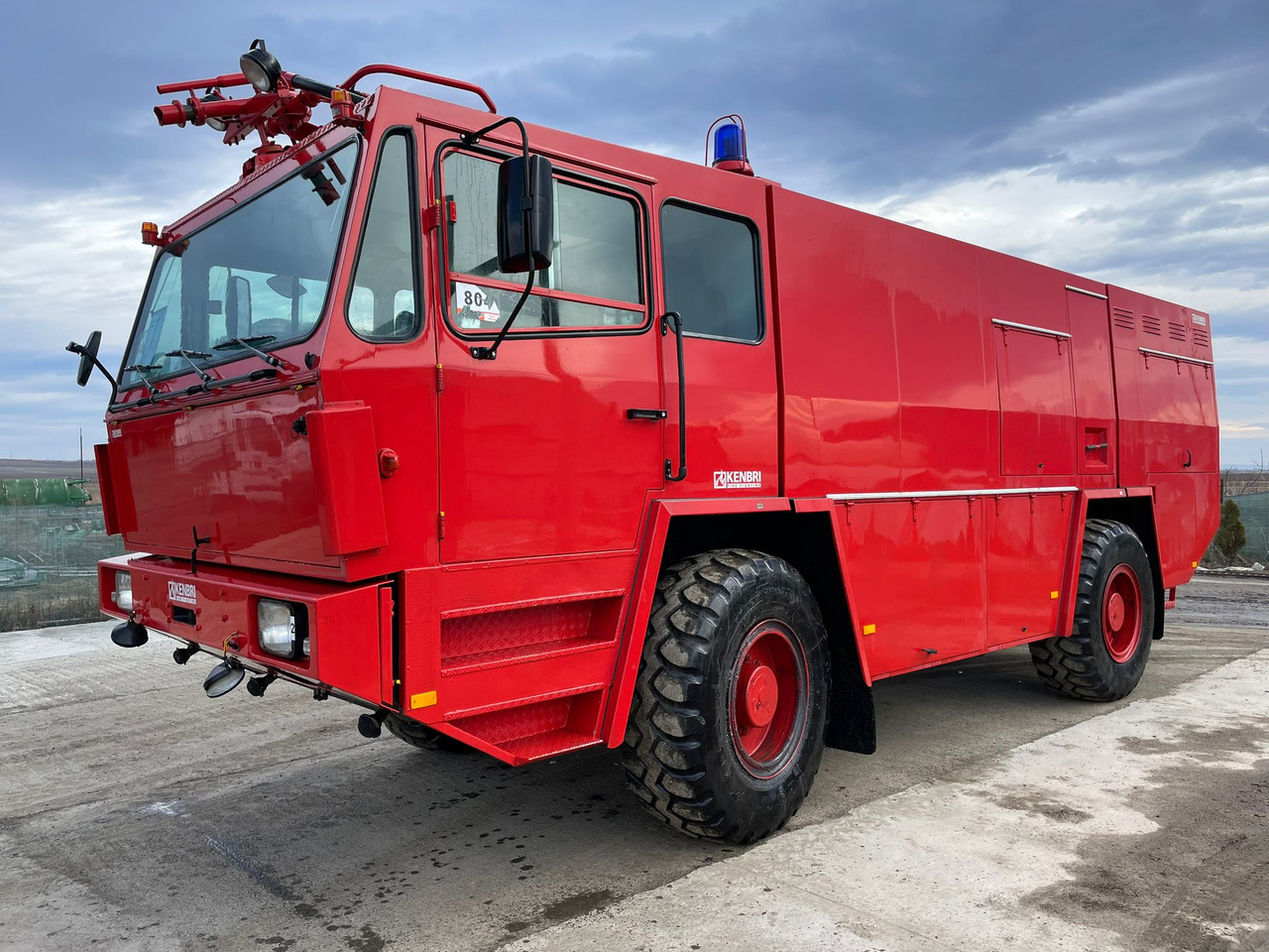 KRONENBURG K45 FIRE TRUCK - Tuletõrjeauto: pilt 1 KRONENBURG K45 FIRE TRUCK - Tuletõrjeauto: pilt 1