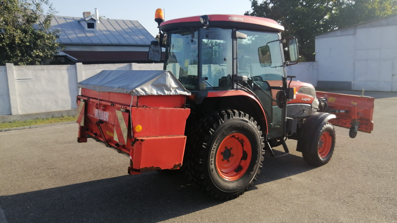 KUBOTA L4240 Narrow spaces tractor/vineyard/fruit tree/communal, TOP ! - Traktor: pilt 3 KUBOTA L4240 Narrow spaces tractor/vineyard/fruit tree/communal, TOP ! - Traktor: pilt 3