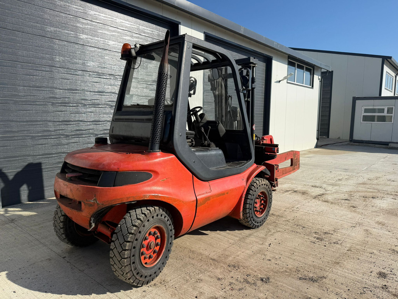 LINDE H40 STACKER - Diiseltõstuk: pilt 4 LINDE H40 STACKER - Diiseltõstuk: pilt 4