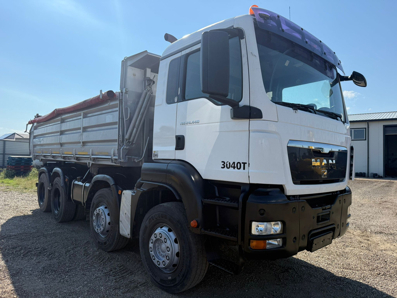 MAN TGS 8X4 Tipper - Kallurauto: pilt 1 MAN TGS 8X4 Tipper - Kallurauto: pilt 1
