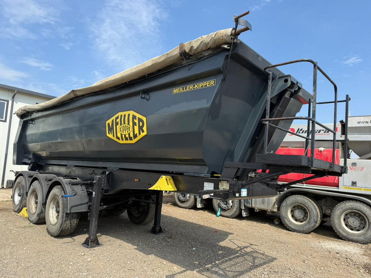 MEILLER TIPPER SEMI-TRAILER - Kallur-poolhaagis: pilt 3 MEILLER TIPPER SEMI-TRAILER - Kallur-poolhaagis: pilt 3