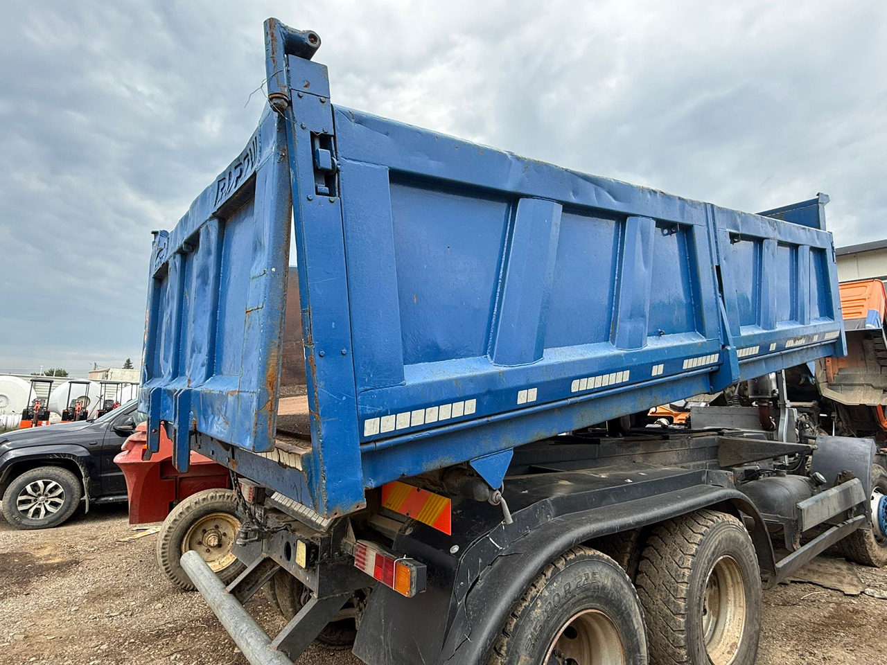 MEILLER TIPPING BUCKET - Kalluri korpus: pilt 1 MEILLER TIPPING BUCKET - Kalluri korpus: pilt 1