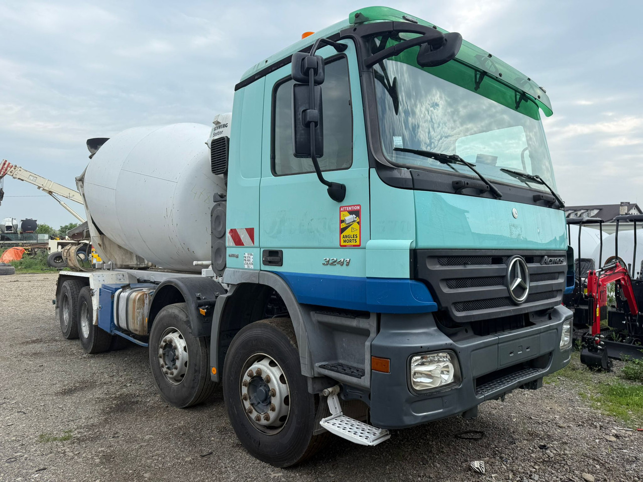MERCEDES BENZ 3241 CONCRETE MIXER - Autobetoonisegisti: pilt 3 MERCEDES BENZ 3241 CONCRETE MIXER - Autobetoonisegisti: pilt 3