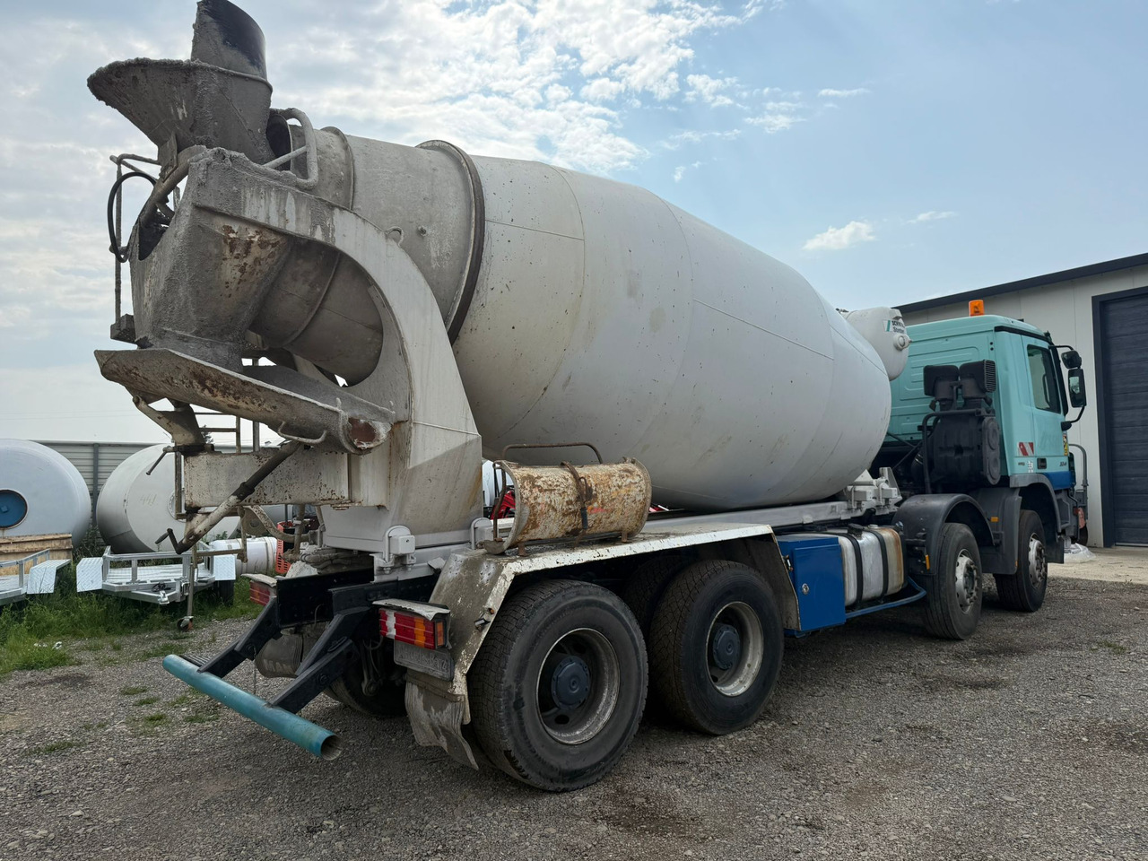 MERCEDES BENZ 3241 CONCRETE MIXER - Autobetoonisegisti: pilt 5 MERCEDES BENZ 3241 CONCRETE MIXER - Autobetoonisegisti: pilt 5
