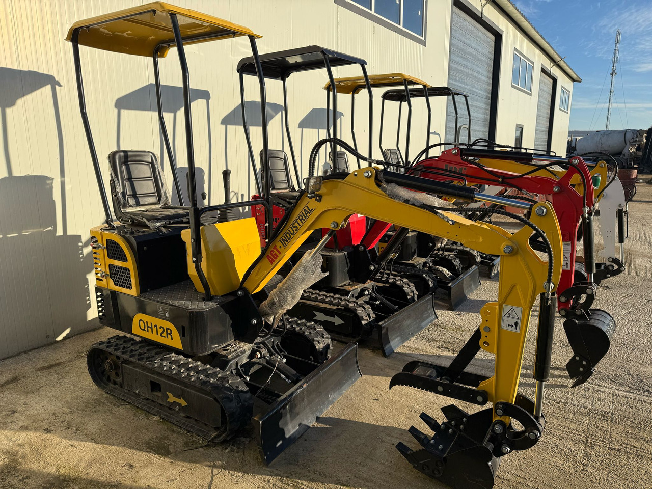 MINIEXCAVATOR JPC H10 - Miniekskavaator: pilt 2 MINIEXCAVATOR JPC H10 - Miniekskavaator: pilt 2