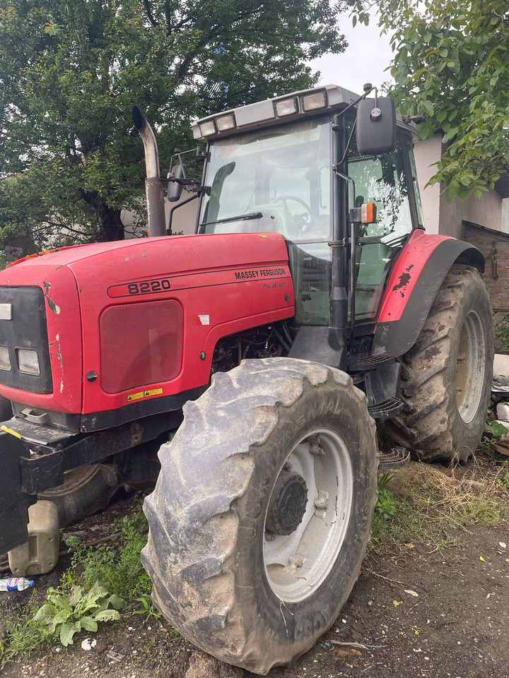 Massey Ferguson 8220 Tractor - Traktor: pilt 5 Massey Ferguson 8220 Tractor - Traktor: pilt 5