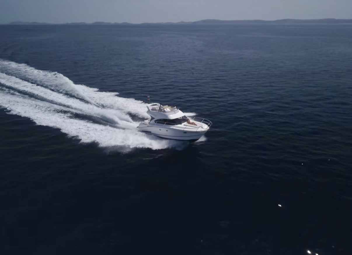 Beneteau Antares 36 Fly, Air Conditioning, TOP !!! - Muu seadmestik: pilt 3 Beneteau Antares 36 Fly, Air Conditioning, TOP !!! - Muu seadmestik: pilt 3