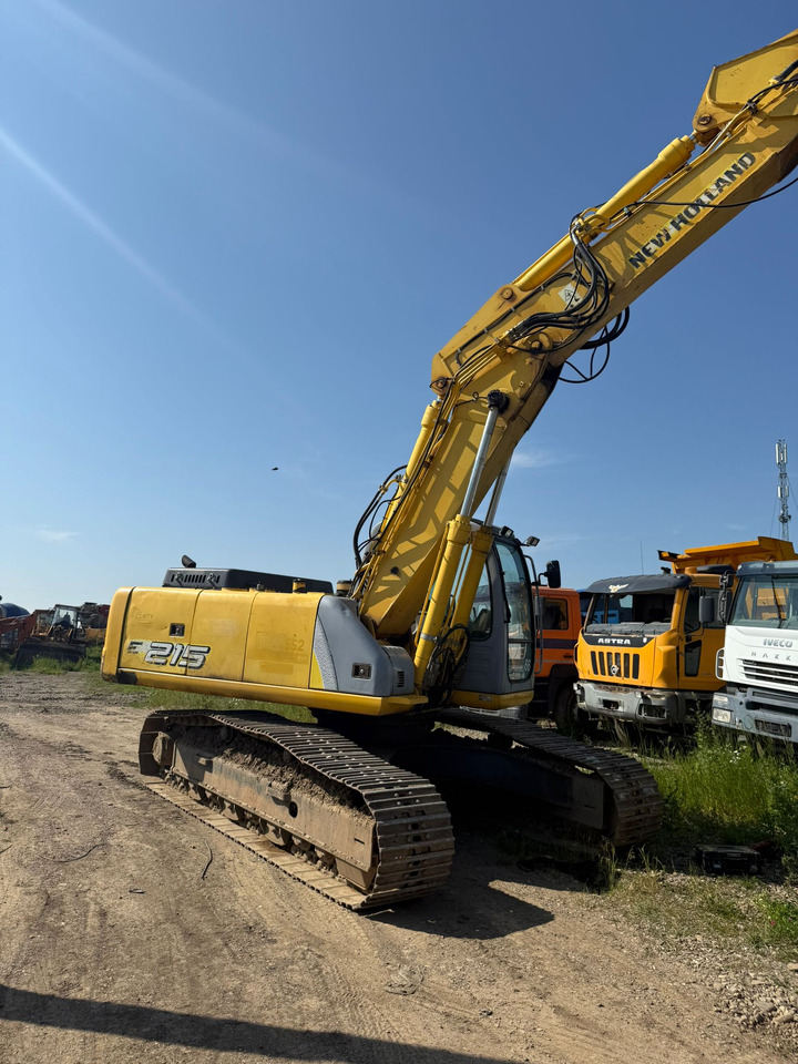 NEW HOLLAND E 215 EXCAVATOR - Lintekskavaator: pilt 4 NEW HOLLAND E 215 EXCAVATOR - Lintekskavaator: pilt 4