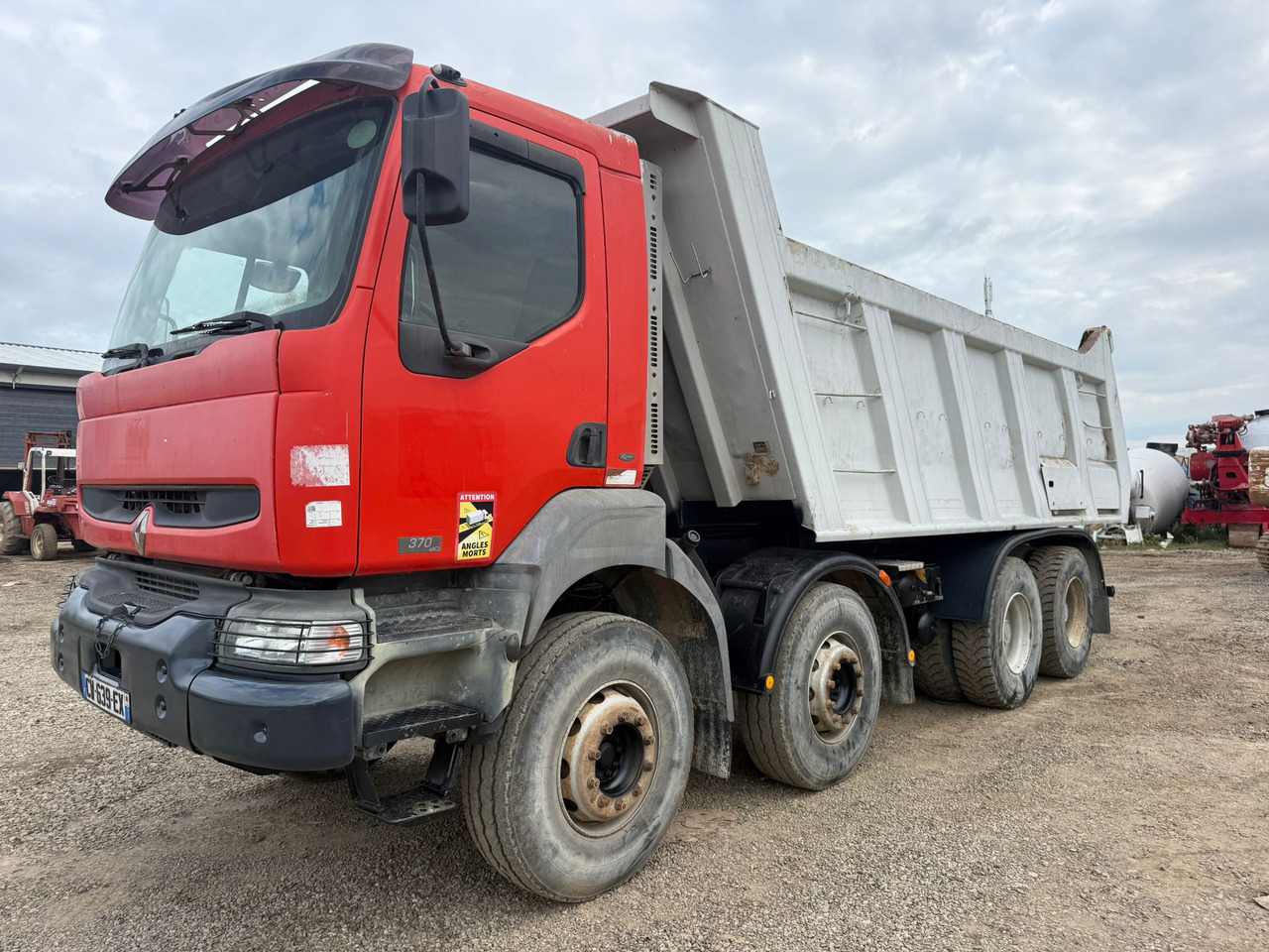 RENAULT KERAX TIPPER - Kallurauto: pilt 2 RENAULT KERAX TIPPER - Kallurauto: pilt 2