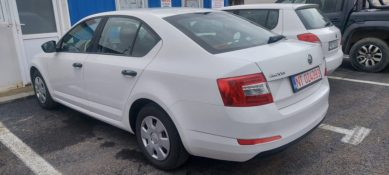 SKODA OCTAVIA - Sedaan: pilt 3 SKODA OCTAVIA - Sedaan: pilt 3