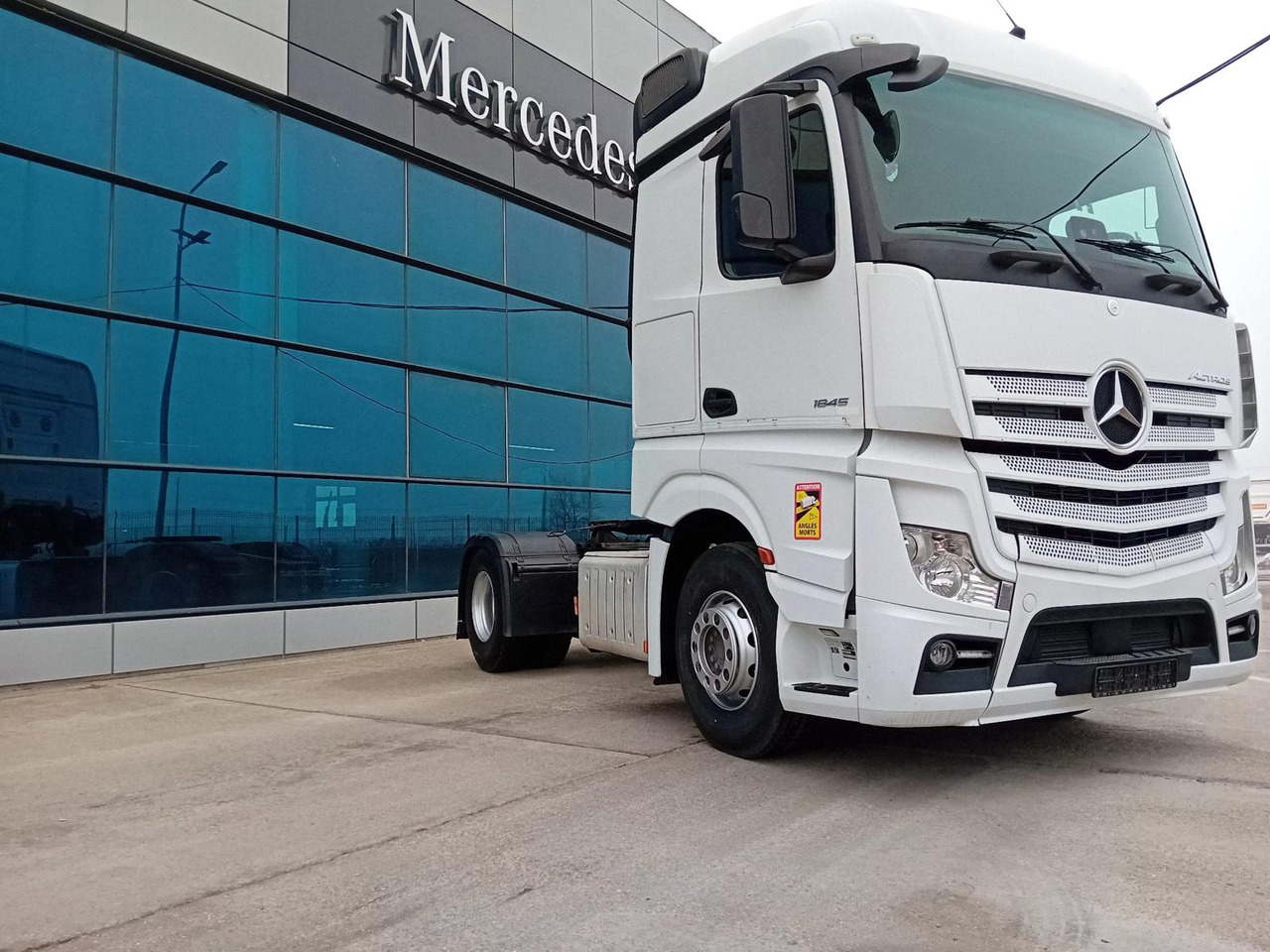Mercedes-Benz Actros 1845 LS, FULL ADR+PTO, STANDKLIMA, TOP !!! - Sadulveok: pilt 2 Mercedes-Benz Actros 1845 LS, FULL ADR+PTO, STANDKLIMA, TOP !!! - Sadulveok: pilt 2