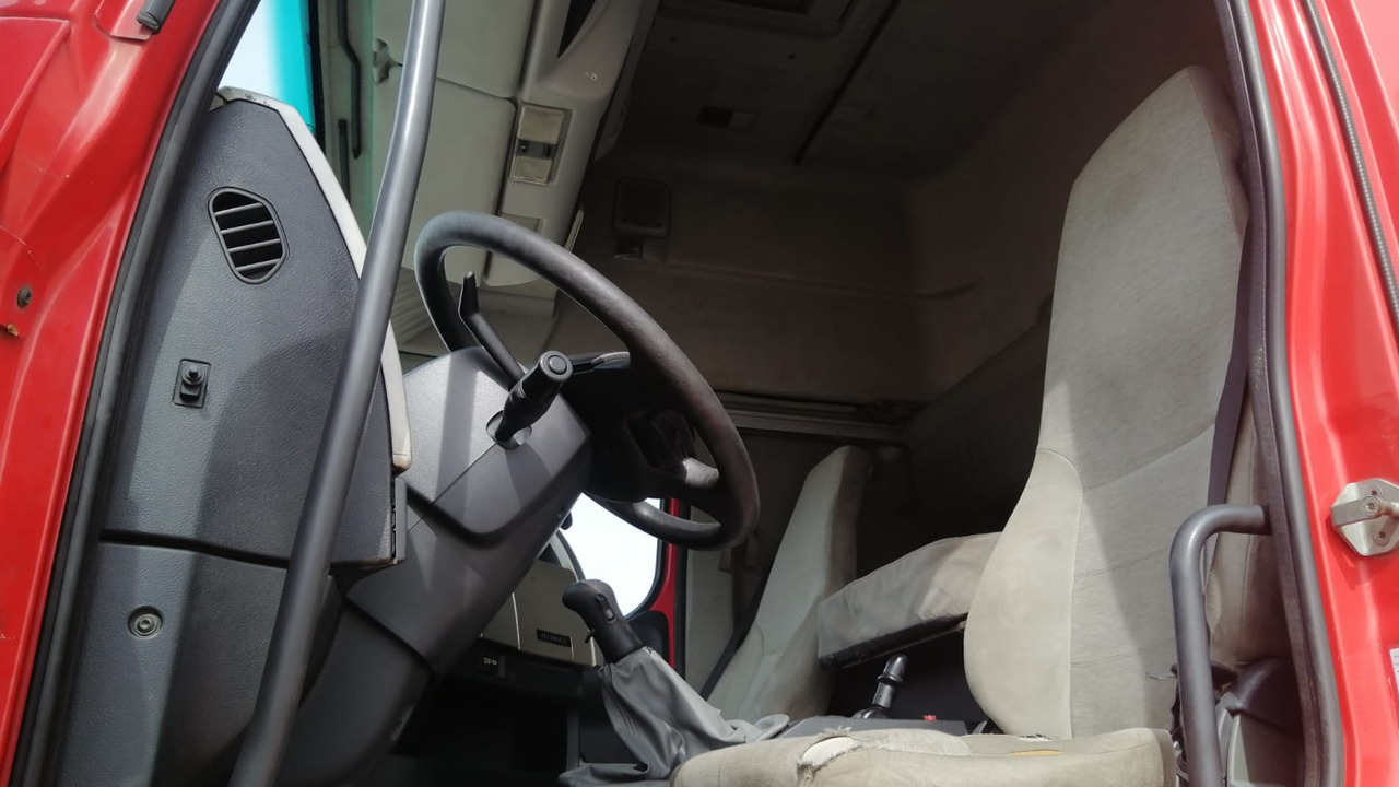Sadulveok Renault PREMIUM 450 DXI, Manual ZF: pilt 9