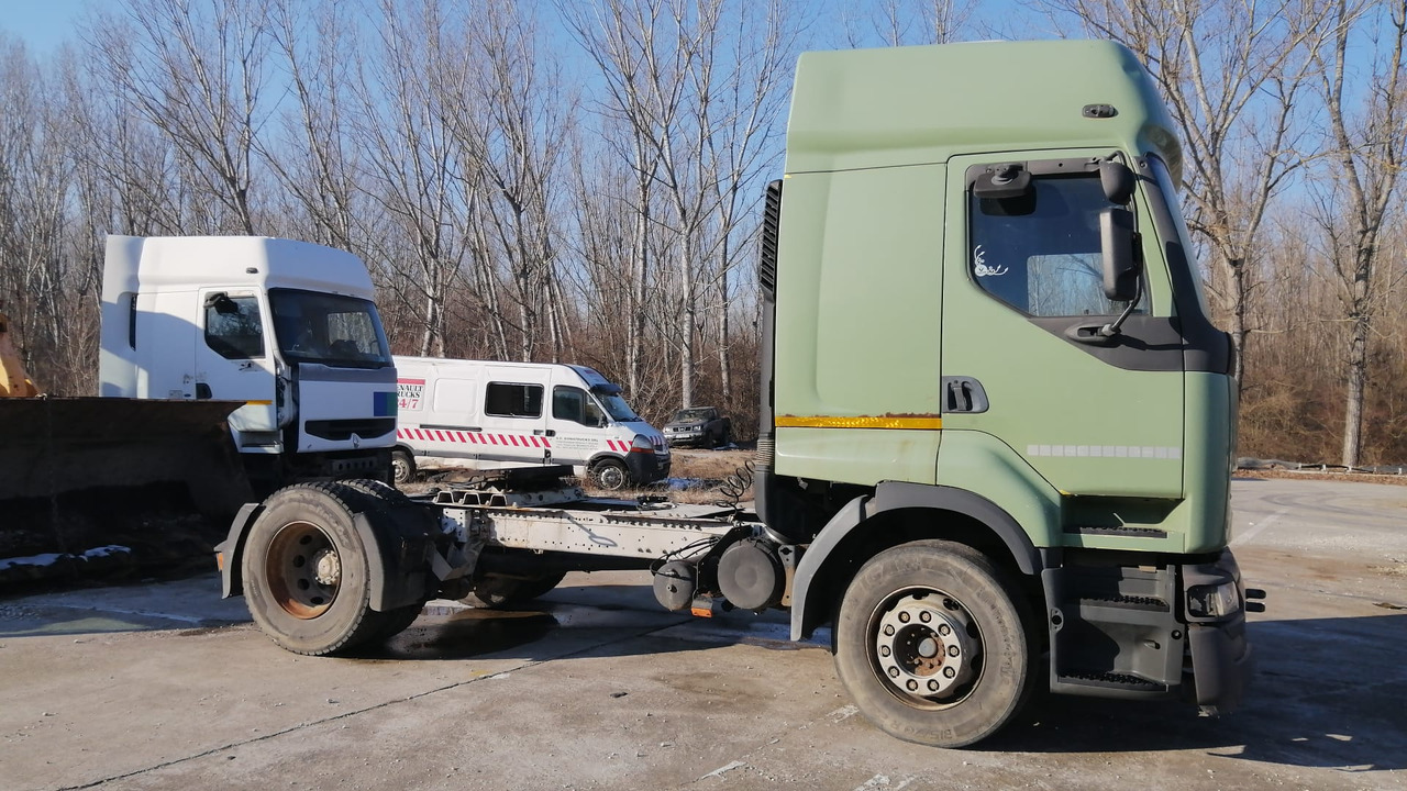 Renault Premium 420 DCI Standard Tractor, Manual ZF - Sadulveok: pilt 2 Renault Premium 420 DCI Standard Tractor, Manual ZF - Sadulveok: pilt 2