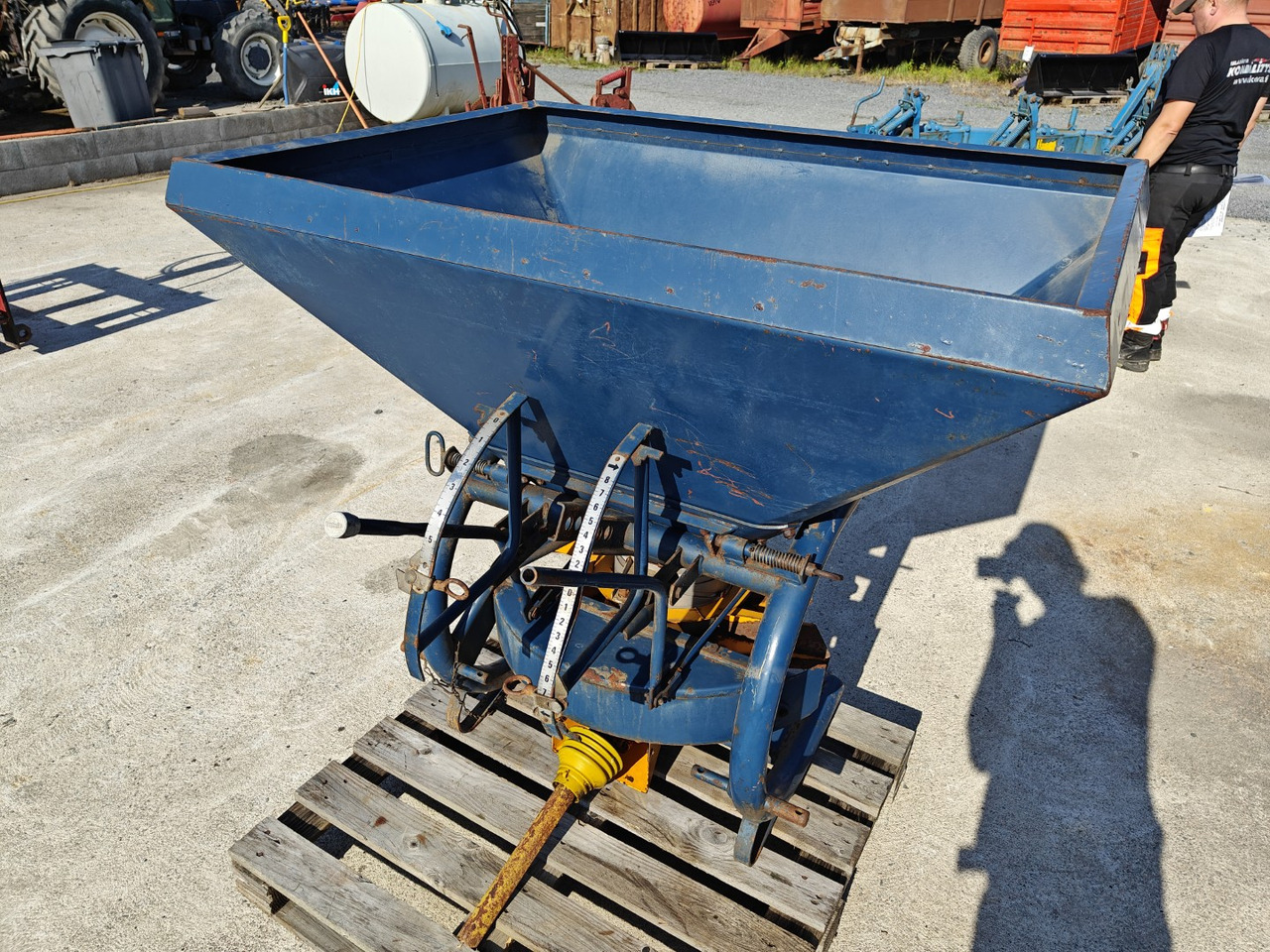 BOGBALLE B500 - Väetiselaoturid: pilt 3 BOGBALLE B500 - Väetiselaoturid: pilt 3