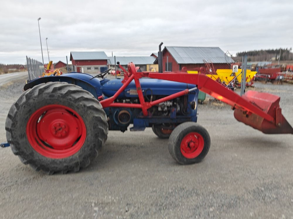 FORDSON Power Major - Traktor: pilt 4 FORDSON Power Major - Traktor: pilt 4