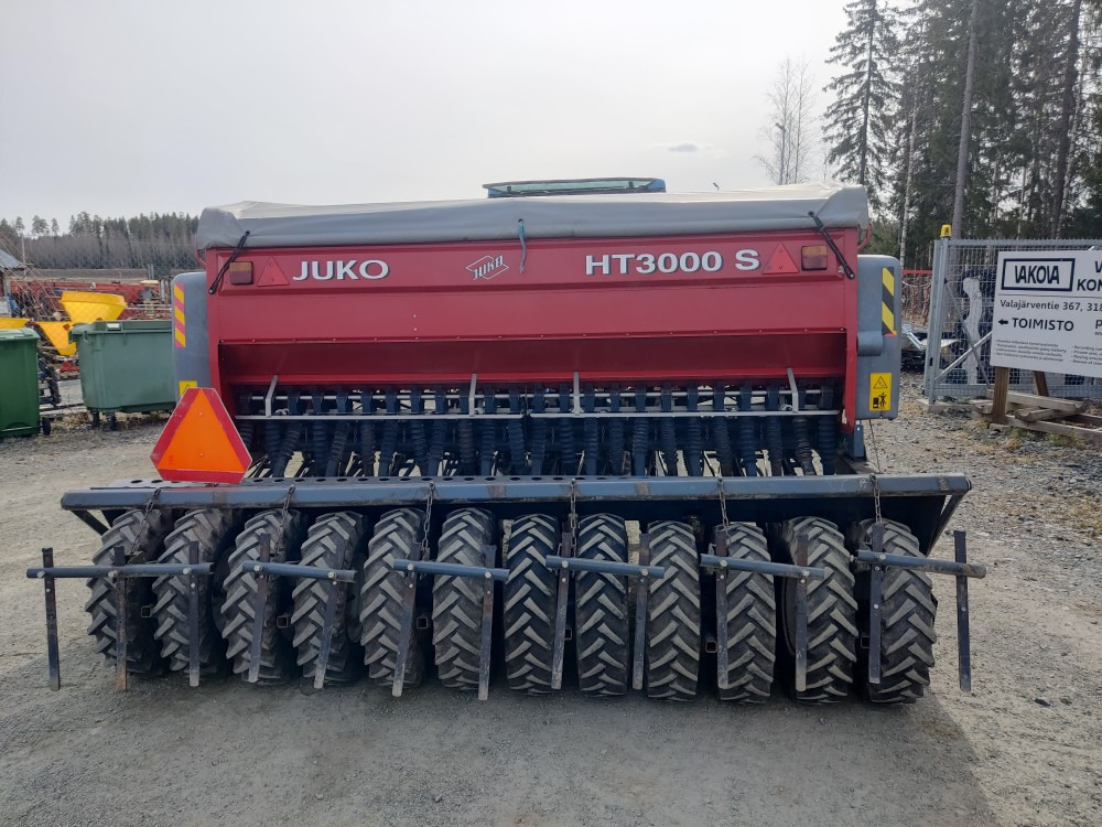 Juko HT3000S täyskiekkokone - Kombain-külvimasin: pilt 3 Juko HT3000S täyskiekkokone - Kombain-külvimasin: pilt 3