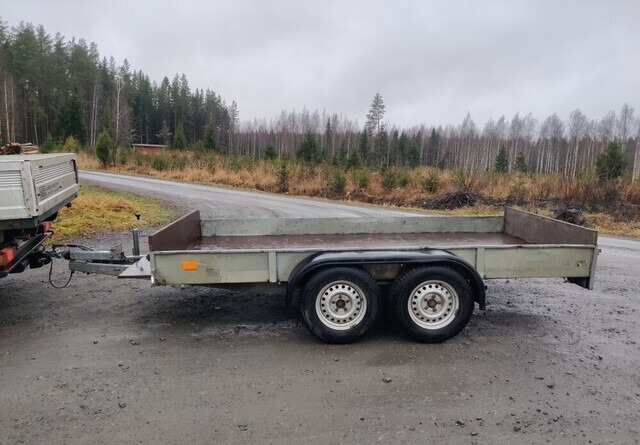 Kärppä Teliperäkärry jarrullinen - Platvormhaagis/ Madelhaagis: pilt 1 Kärppä Teliperäkärry jarrullinen - Platvormhaagis/ Madelhaagis: pilt 1