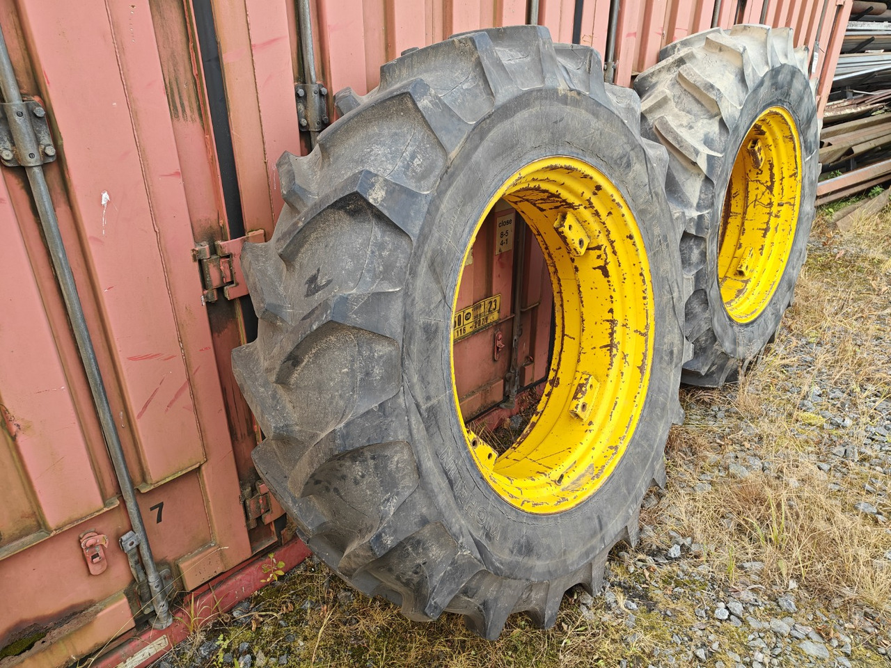 MICHELIN 18.4R38 traktorin renkaat - Rehvid ja veljed - Traktor: pilt 3 MICHELIN 18.4R38 traktorin renkaat - Rehvid ja veljed - Traktor: pilt 3