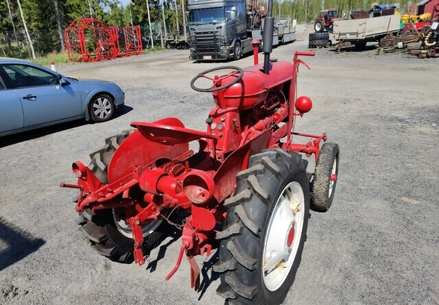 Massey Harris Traktori - bensiini - Traktor: pilt 5 Massey Harris Traktori - bensiini - Traktor: pilt 5
