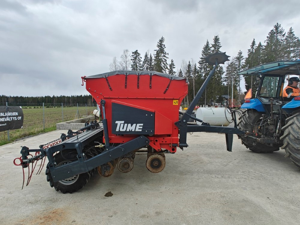 Tume HKL 3000 JC Pro Täyskiekkokone - Kombain-külvimasin: pilt 4 Tume HKL 3000 JC Pro Täyskiekkokone - Kombain-külvimasin: pilt 4