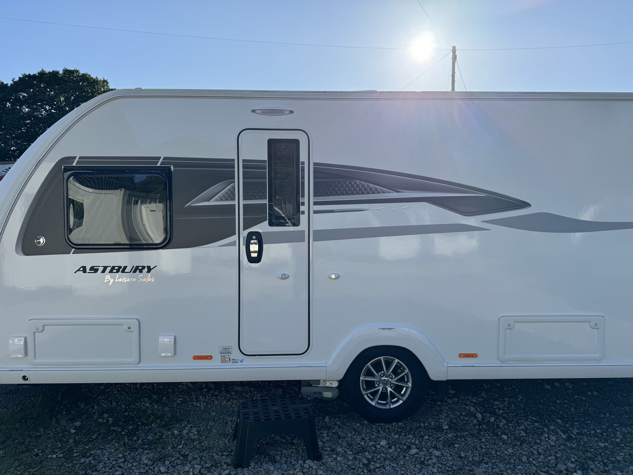 Swift Astbury - Haagissuvila: pilt 3 Swift Astbury - Haagissuvila: pilt 3