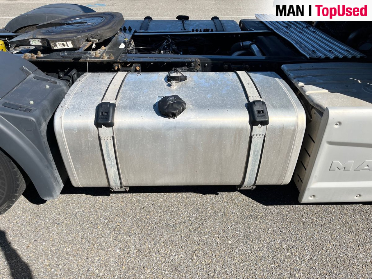 MAN TGX 18.460 4X2 LLS-U Euro6 Retarder Klima Navi ZV - Sadulveok: pilt 5 MAN TGX 18.460 4X2 LLS-U Euro6 Retarder Klima Navi ZV - Sadulveok: pilt 5