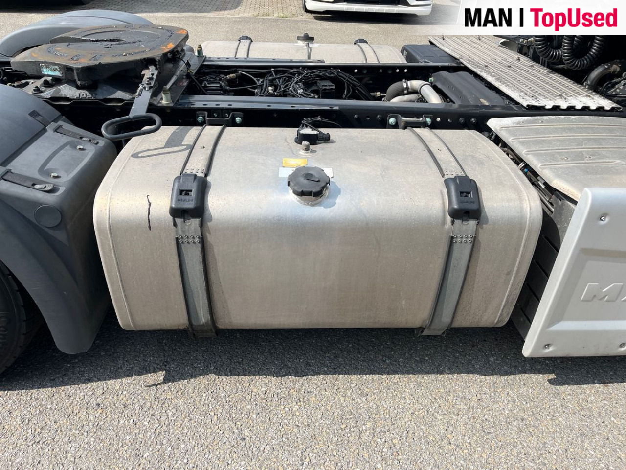 MAN TGX 18.470 4X2 LLS-U Euro6 Retarder Klima Navi ZV - Sadulveok: pilt 5 MAN TGX 18.470 4X2 LLS-U Euro6 Retarder Klima Navi ZV - Sadulveok: pilt 5