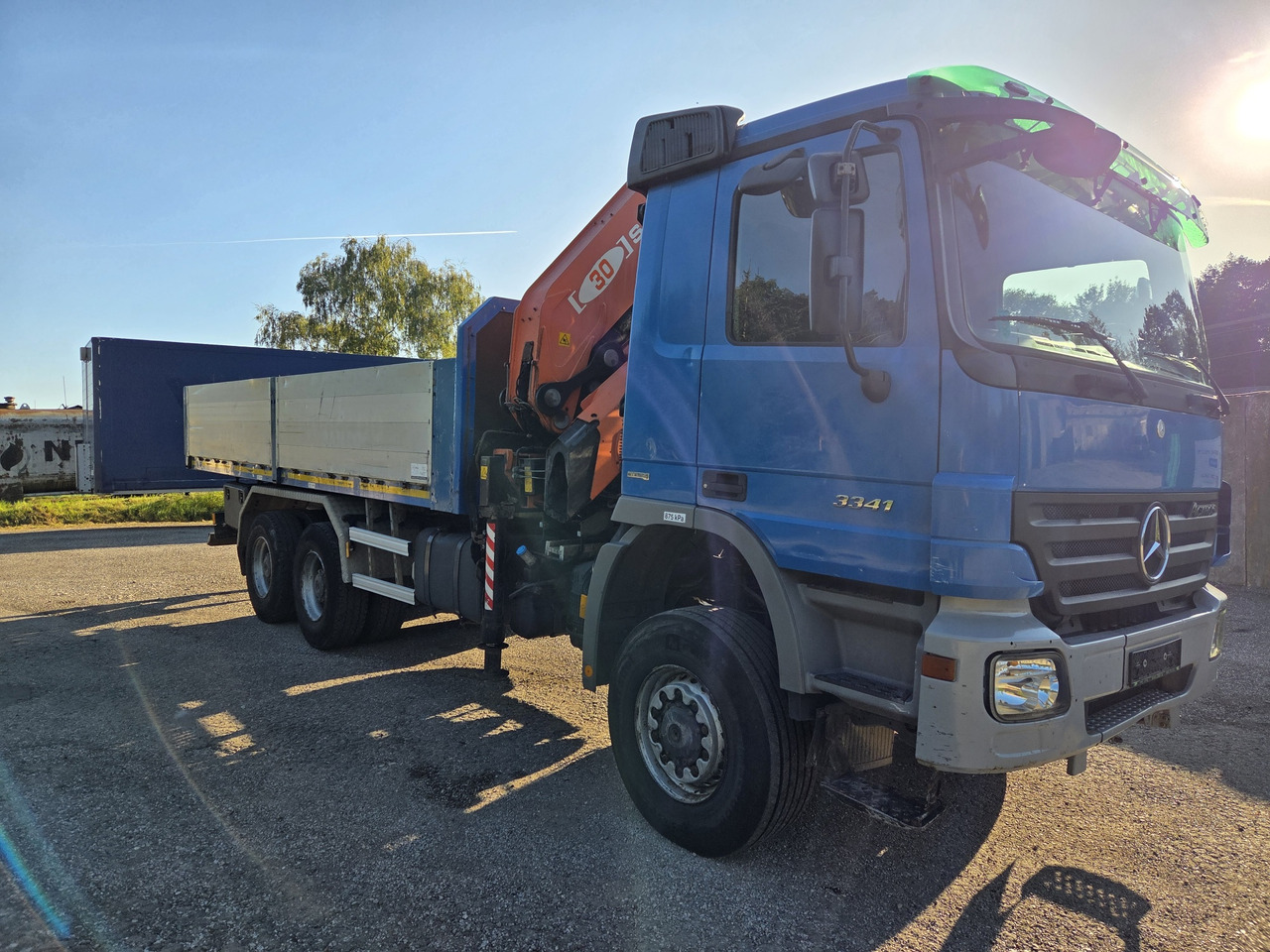 MERCEDES-BENZ ACTROS 3341 6x6 + CRANE PM 30 Radio Control - Madelveok/ Platvormveok, Kraanaga veoauto: pilt 3 MERCEDES-BENZ ACTROS 3341 6x6 + CRANE PM 30 Radio Control - Madelveok/ Platvormveok, Kraanaga veoauto: pilt 3