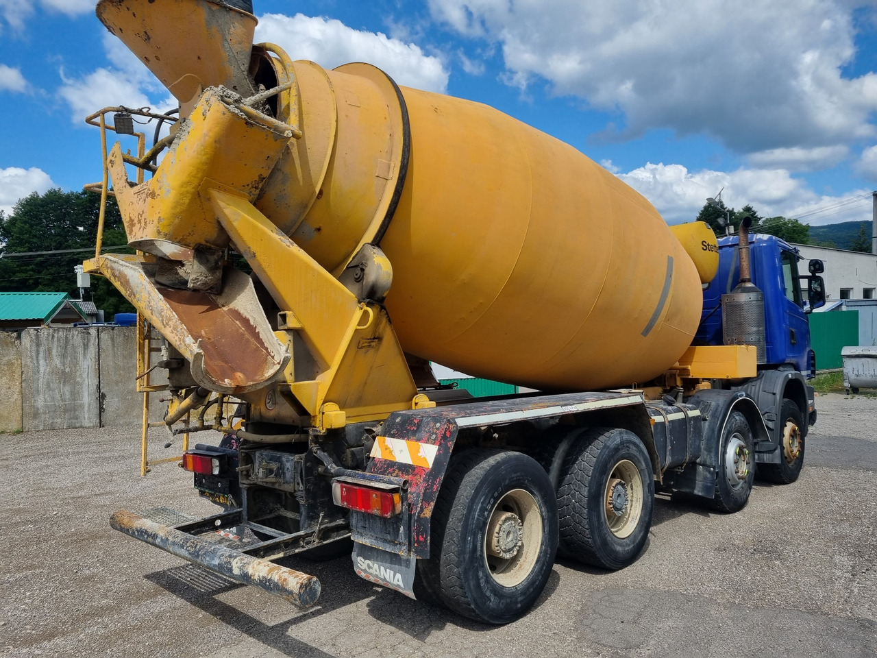 SCANIA R 124 CB8X4HZ 360 mixer - Autobetoonisegisti: pilt 4 SCANIA R 124 CB8X4HZ 360 mixer - Autobetoonisegisti: pilt 4