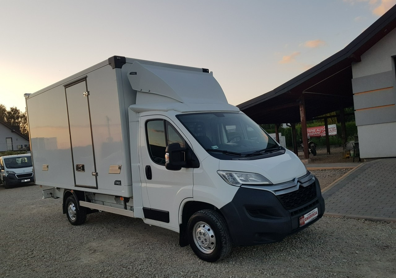 Citroen Jumper Kontener * izoterma *salon Polska* jeden właściciel * - Tarbesõiduk furgoon: pilt 3 Citroen Jumper Kontener * izoterma *salon Polska* jeden właściciel * - Tarbesõiduk furgoon: pilt 3