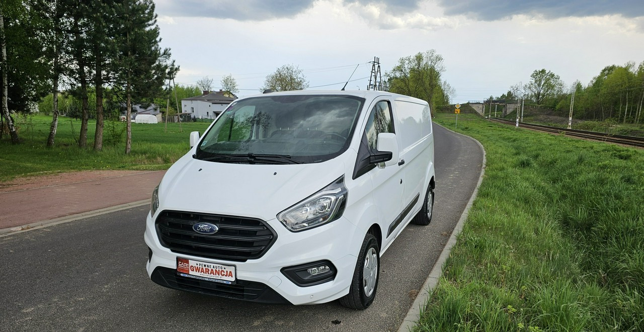 Ford Transit Transit Custom Ford Transit Custom long bardzo ładny egzemplarz - Kaubik: pilt 2 Ford Transit Transit Custom Ford Transit Custom long bardzo ładny egzemplarz - Kaubik: pilt 2