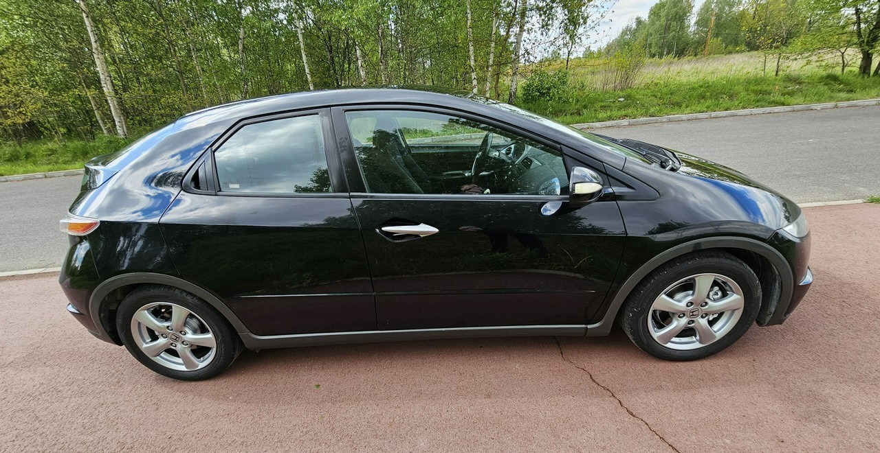 Honda Civic VIII bardzo ładna * pełnosprawna * - Luukpära: pilt 3 Honda Civic VIII bardzo ładna * pełnosprawna * - Luukpära: pilt 3