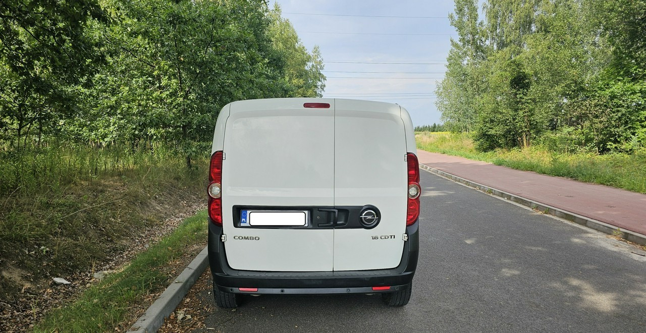 Opel Combo krajowy * jeden właściciel *wersja long* - Kaubik: pilt 5 Opel Combo krajowy * jeden właściciel *wersja long* - Kaubik: pilt 5