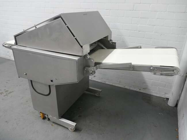 Townsend derinding machine 9000 - Toidumasin: pilt 2 Townsend derinding machine 9000 - Toidumasin: pilt 2