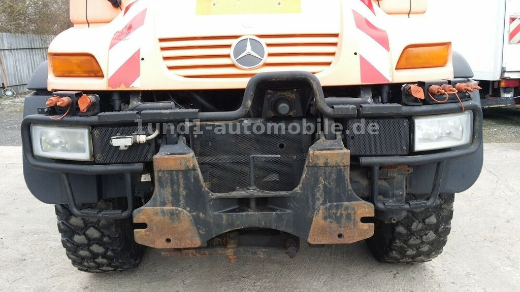 Mercedes-Benz Unimog U 500 Kipper Kommunalhydraulik U 300 400 U 500 Kipper Kommunalhydraulik U 300 400 - Kommunaal-/ Erisõiduk: pilt 4 Mercedes-Benz Unimog U 500 Kipper Kommunalhydraulik U 300 400 U 500 Kipper Kommunalhydraulik U 300 400 - Kommunaal-/ Erisõiduk: pilt 4