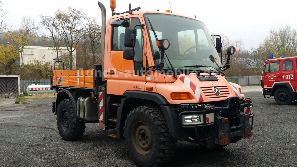 Unimog U 300 Kipper Zugmaschine Kommunalhydraulik U 500 400 U 300 Kipper Zugmaschine Kommunalhydraulik U 500 400 - Kommunaal-/ Erisõiduk: pilt 4 Unimog U 300 Kipper Zugmaschine Kommunalhydraulik U 500 400 U 300 Kipper Zugmaschine Kommunalhydraulik U 500 400 - Kommunaal-/ Erisõiduk: pilt 4