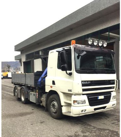 Daf CF85cf85.410 - Kallurauto, Kraanaga veoauto: pilt 1 Daf CF85cf85.410 - Kallurauto, Kraanaga veoauto: pilt 1