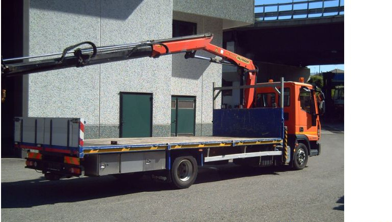 Iveco EUROCARGOeurocargo 120el22 - Madelveok/ Platvormveok, Kraanaga veoauto: pilt 2 Iveco EUROCARGOeurocargo 120el22 - Madelveok/ Platvormveok, Kraanaga veoauto: pilt 2