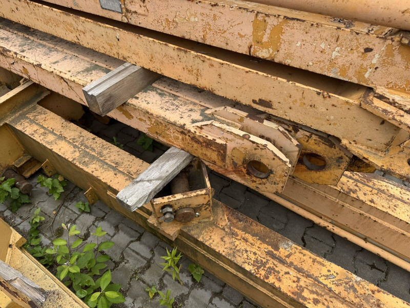 Liebherr 185/200HC Undercarriage 6x6 + 2x A block - Tornkraana: pilt 4 Liebherr 185/200HC Undercarriage 6x6 + 2x A block - Tornkraana: pilt 4