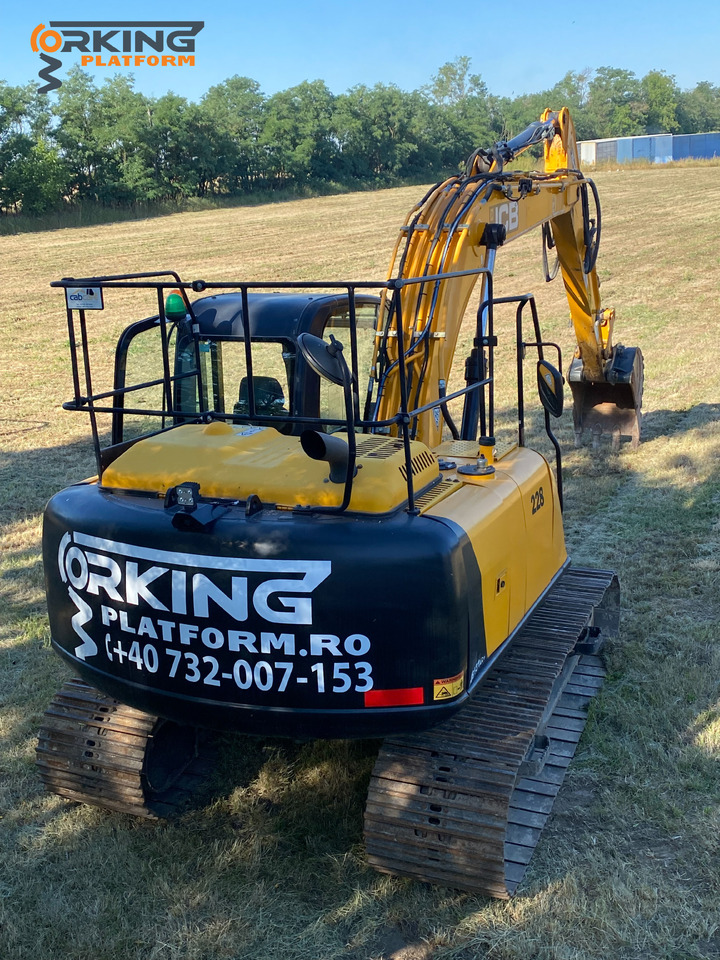 JCB JS131LC - Ekskavaator: pilt 5 JCB JS131LC - Ekskavaator: pilt 5