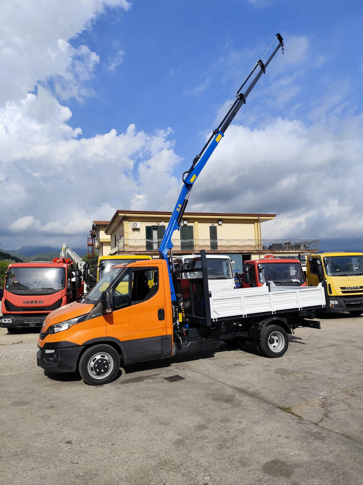 IVECO DAILY 35-140 - Kraanaga veoauto: pilt 4 IVECO DAILY 35-140 - Kraanaga veoauto: pilt 4