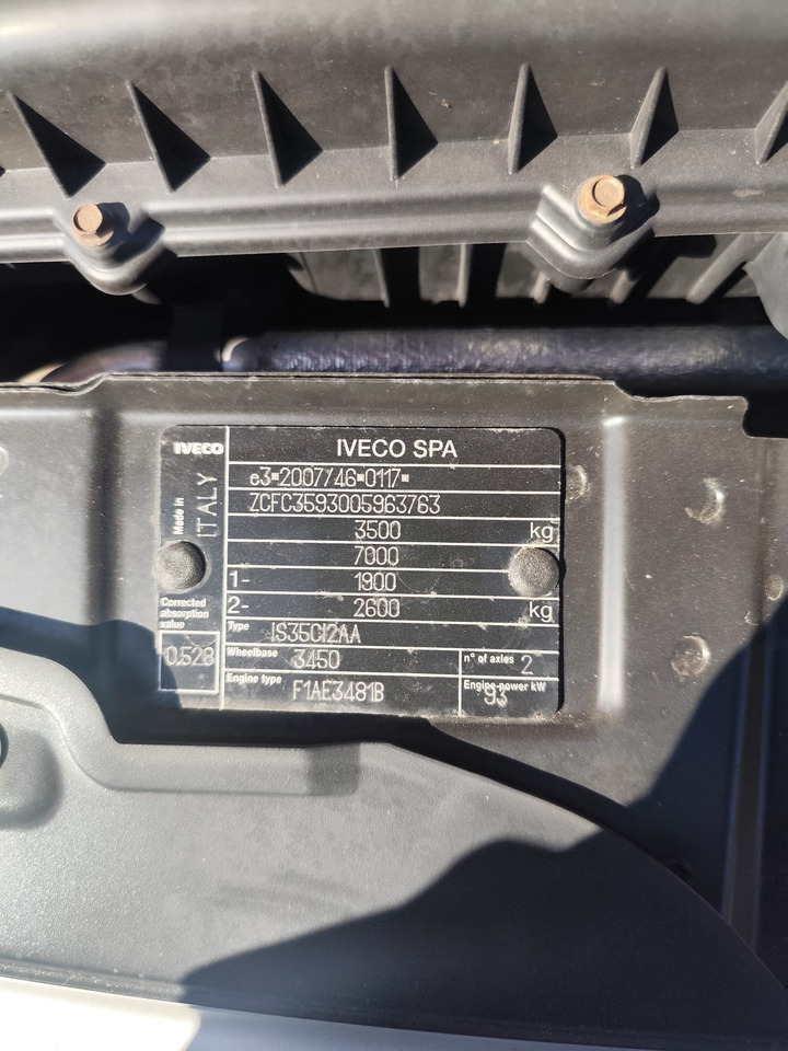 IVECO DAILY 35C13 - Tarbesõiduk kallur: pilt 2 IVECO DAILY 35C13 - Tarbesõiduk kallur: pilt 2