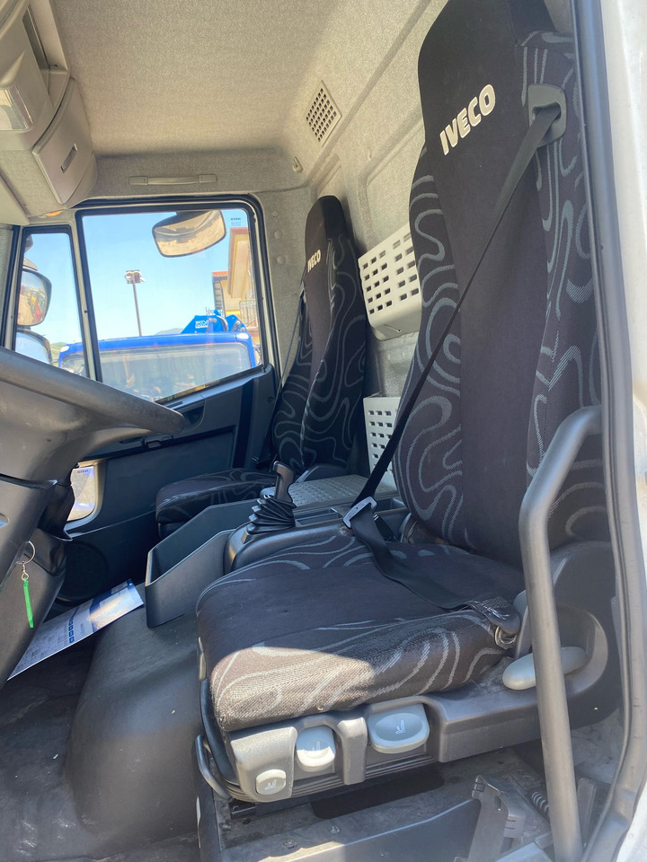 IVECO EUROCARGO 120E25 - Kraanaga veoauto: pilt 5 IVECO EUROCARGO 120E25 - Kraanaga veoauto: pilt 5