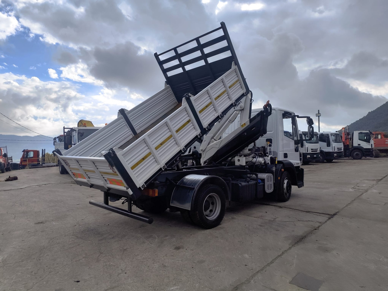 IVECO EUROCARGO 120E28P liising IVECO EUROCARGO 120E28P: pilt 45