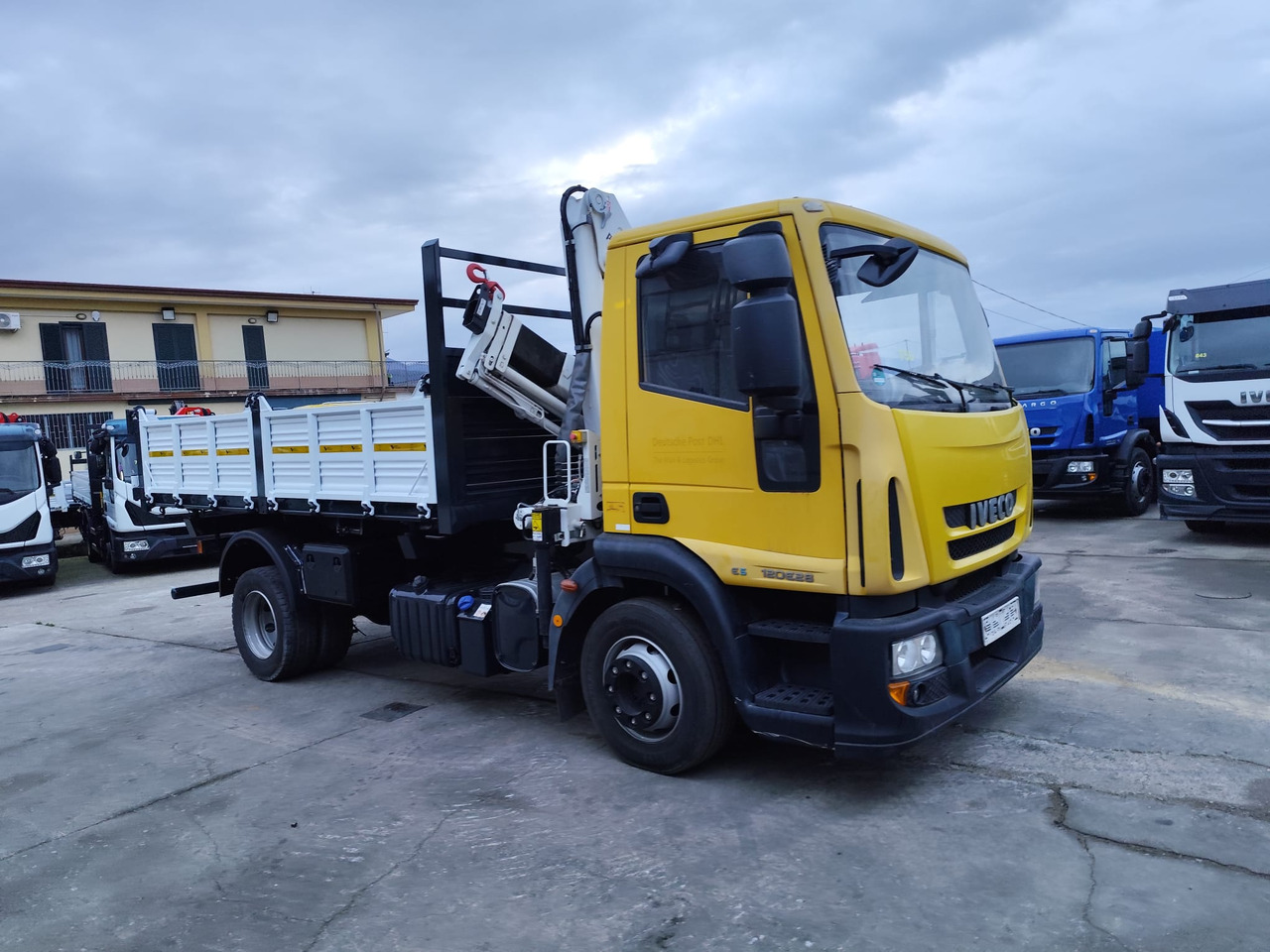 Kraanaga veoauto, Kallurauto IVECO EUROCARGO 120E28P: pilt 47 Kraanaga veoauto, Kallurauto IVECO EUROCARGO 120E28P: pilt 47