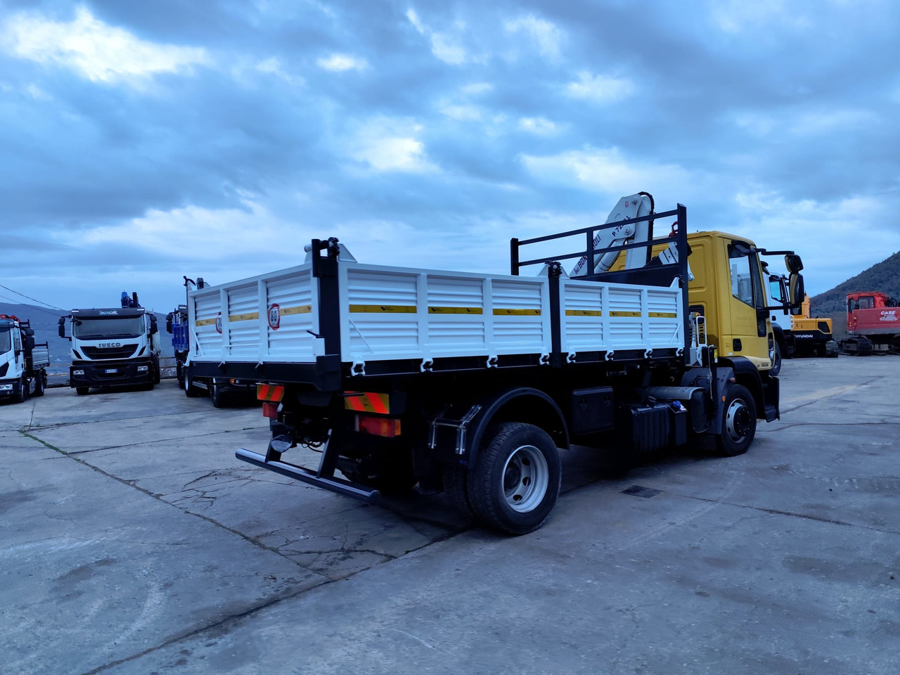Kraanaga veoauto, Kallurauto IVECO EUROCARGO 120E28P: pilt 42 Kraanaga veoauto, Kallurauto IVECO EUROCARGO 120E28P: pilt 42