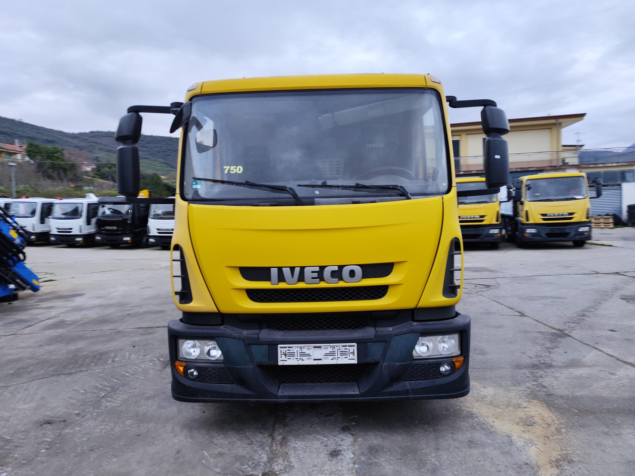 Kraanaga veoauto, Kallurauto IVECO EUROCARGO 120E28P: pilt 46 Kraanaga veoauto, Kallurauto IVECO EUROCARGO 120E28P: pilt 46