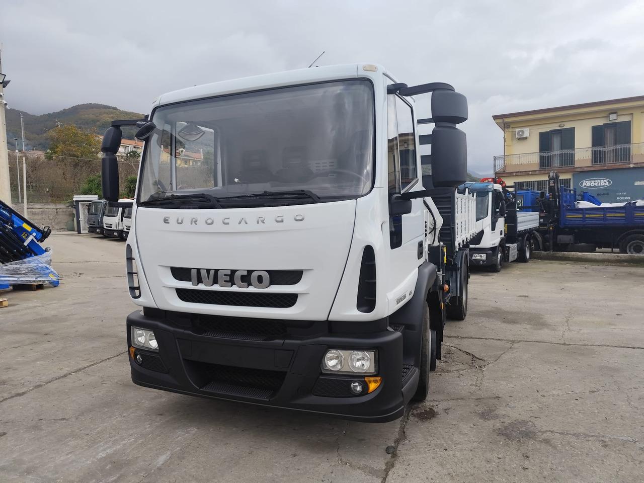 IVECO EUROCARGO 120E28P liising IVECO EUROCARGO 120E28P: pilt 19